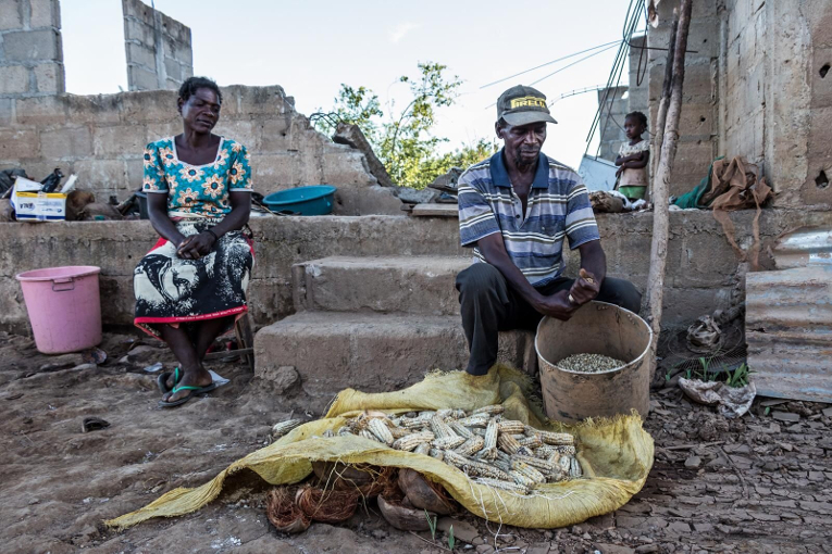 Finn Church Aid delivers emergency aid in Buzi, Mozambique.