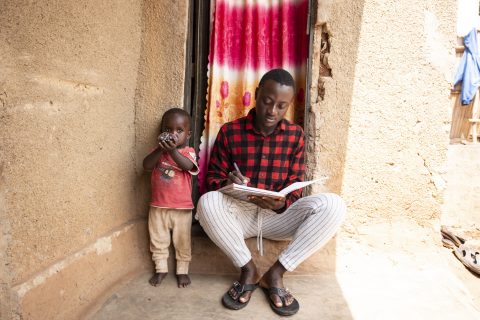 Koulujen koronasulku päättyi Ugandassa