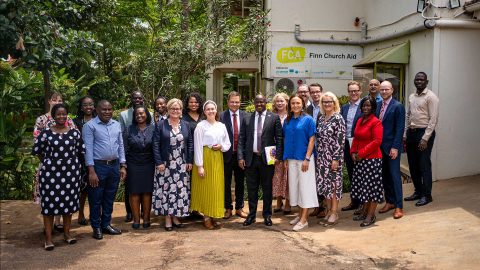 KUA vei seitsemän kansanedustajaa Ugandaan 