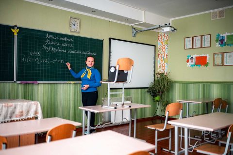 LINSSIN LÄPI: Muuttuvassa yhtälössä opettaja on vakio